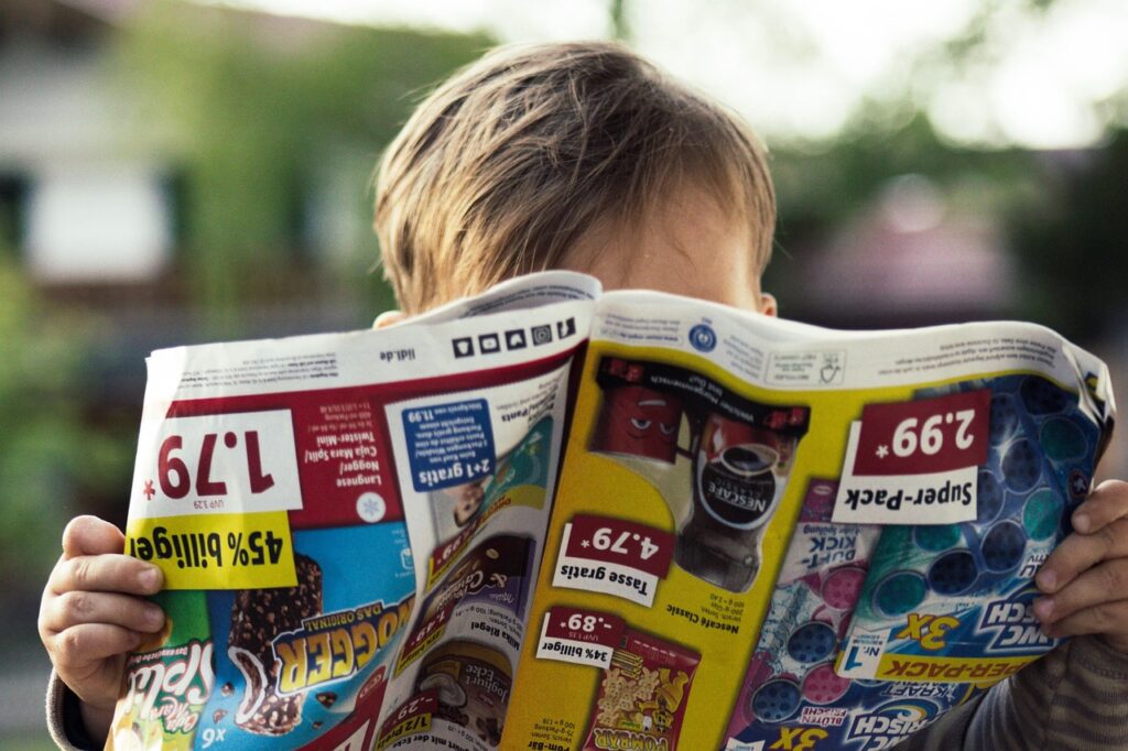 kid, kinder, children, cute, outdoor, fun, people, read, face, person, young, lifestyle, happy, happiness, kinder, kinder, kinder, kinder, kinder